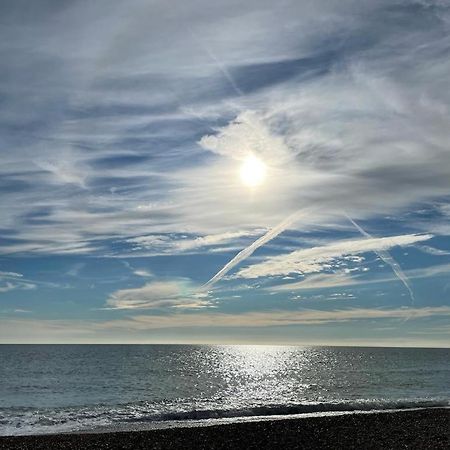 BerstedBrooke'S Bay, Aldwickアパートメント エクステリア 写真